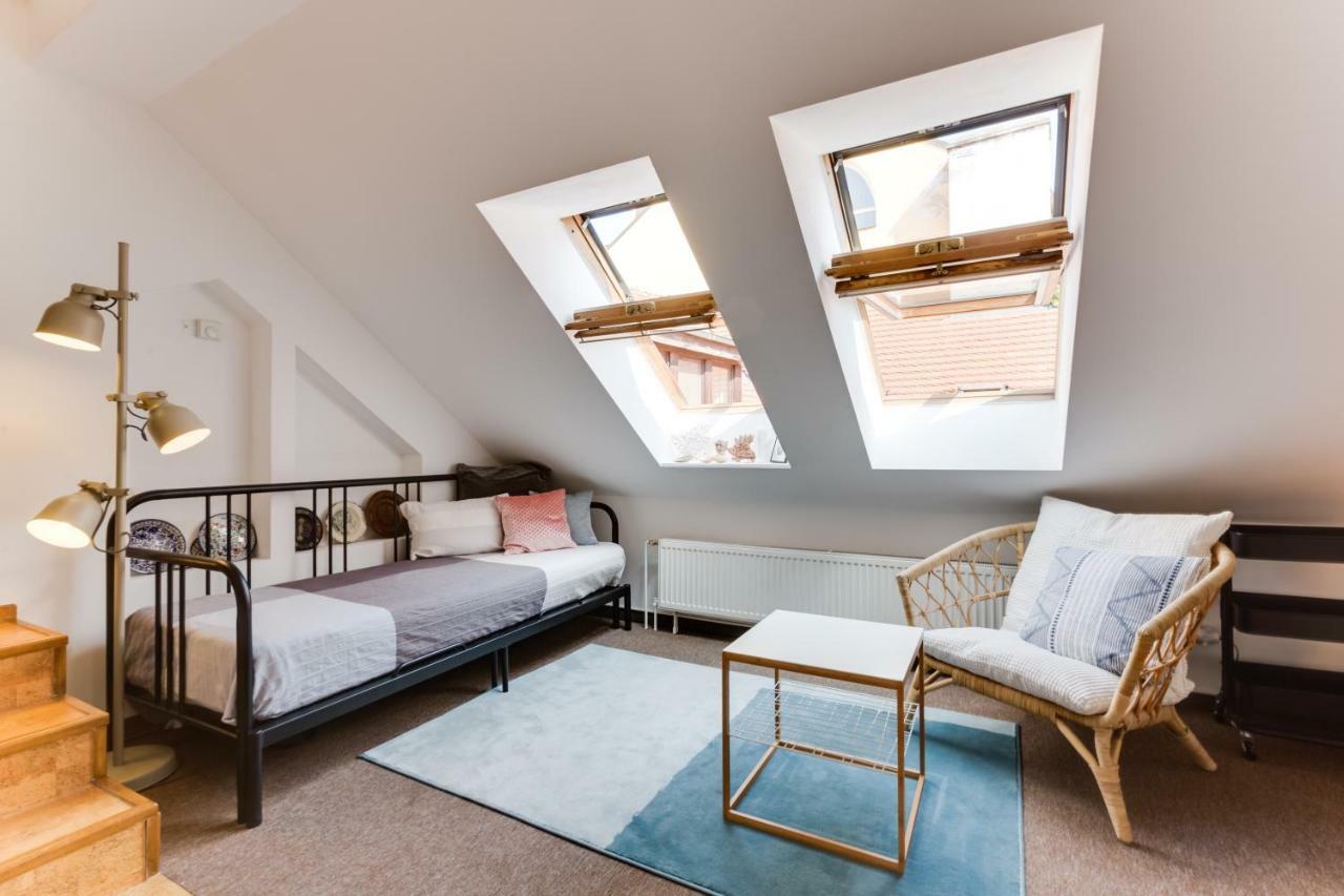 Apartment Charles Bridge Loft Prague