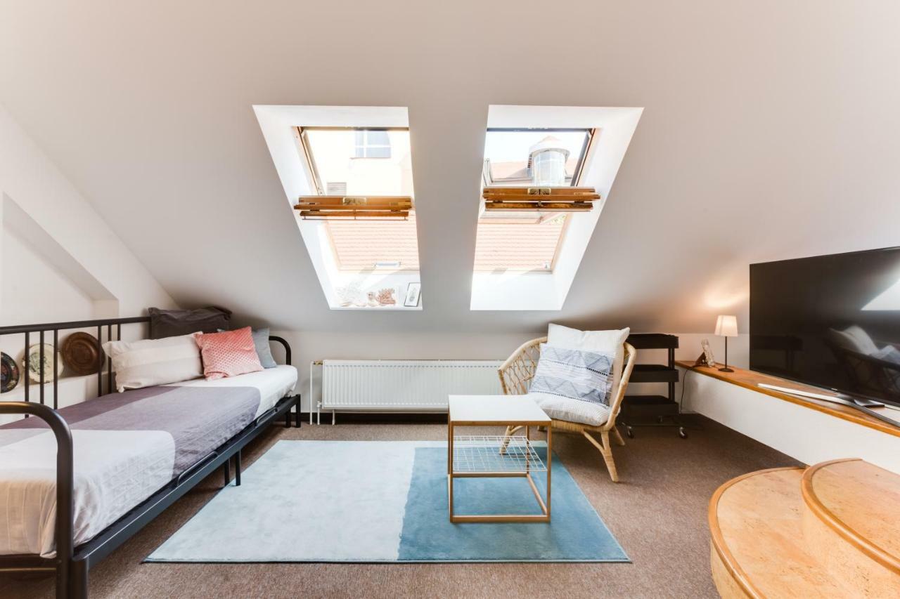 Apartment Charles Bridge Loft Prague